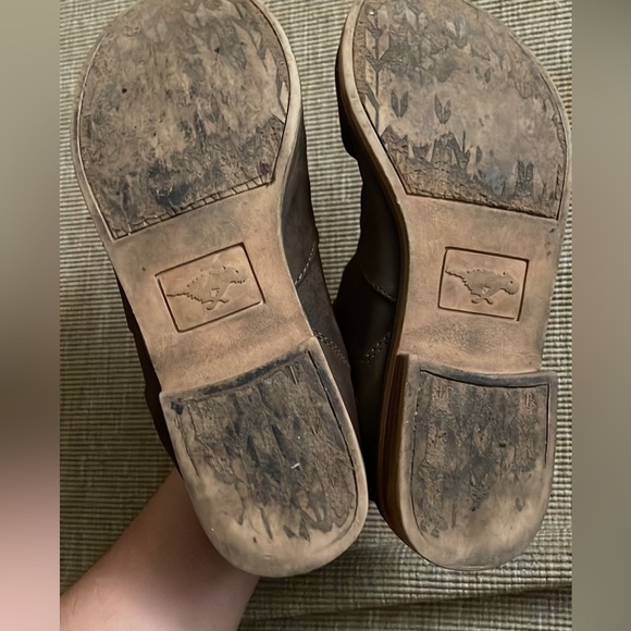 CASUAL shoes - Picture 3 of 3